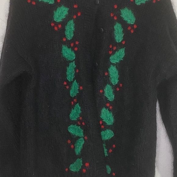 Northern Isles Black Wool Mistletoe Sweater‎ - Picture 2 of 6